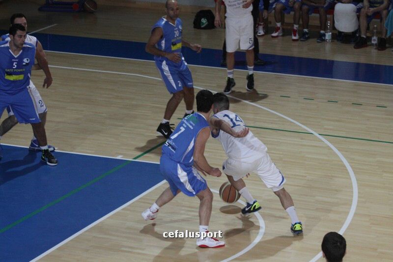 111218 sport 238_tn.jpg